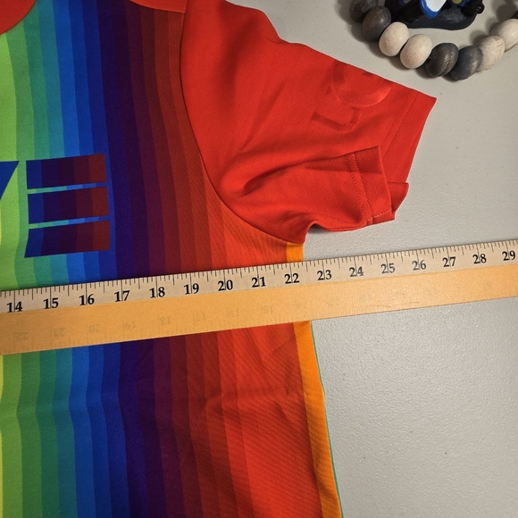 UGG PRIDE Logo T Shirt  Size L Rainbow Stripes Short Sleeve - Picture 4 of 12